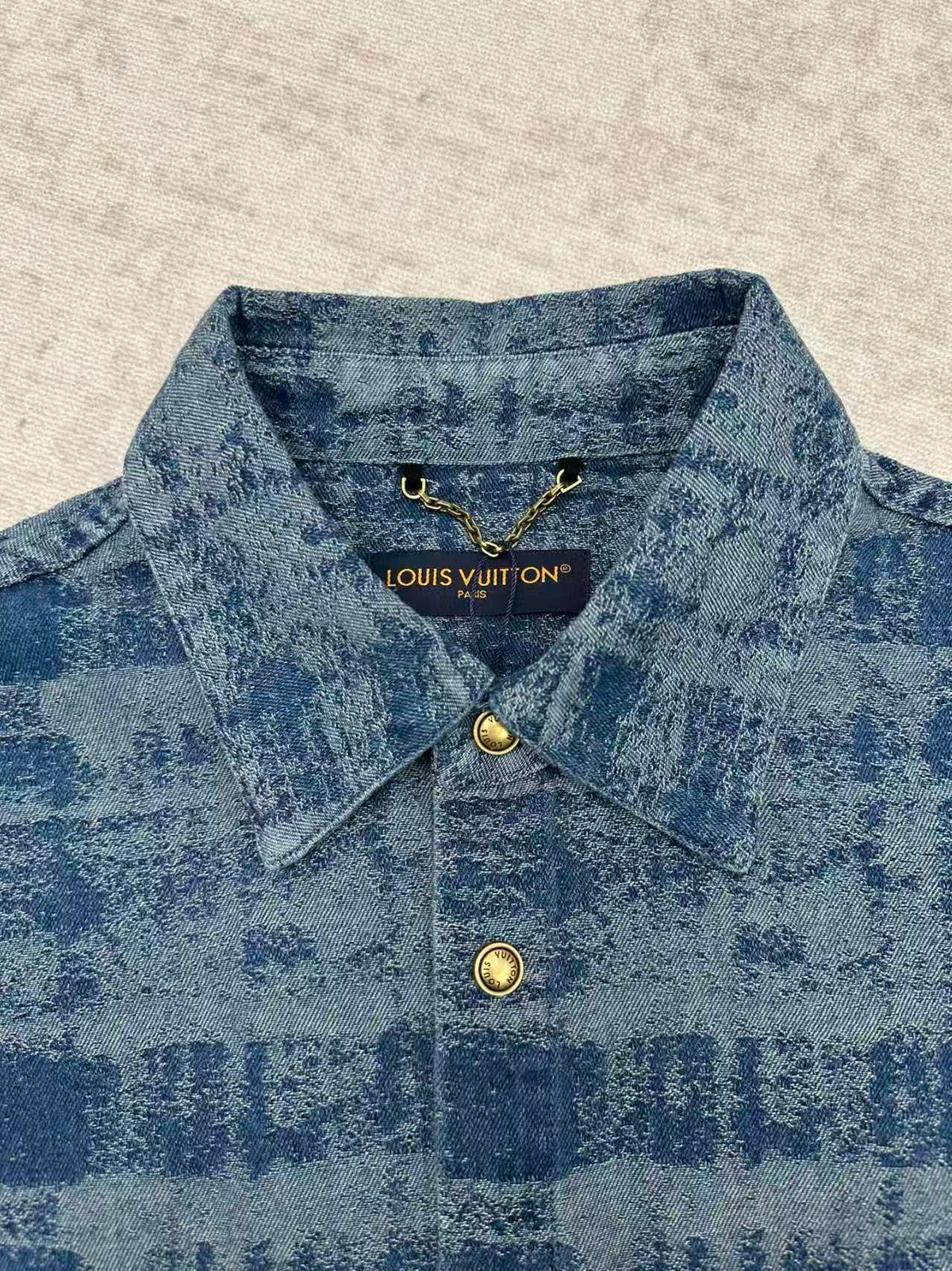 New denim short sleeved shirt
