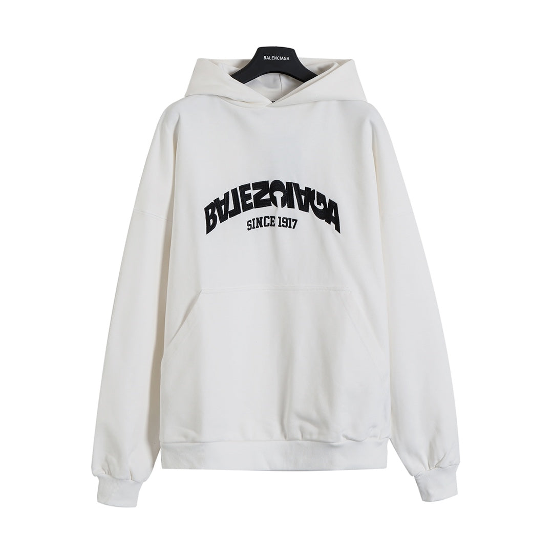 Reverse garbled letter embroidery hooded sweatshirt