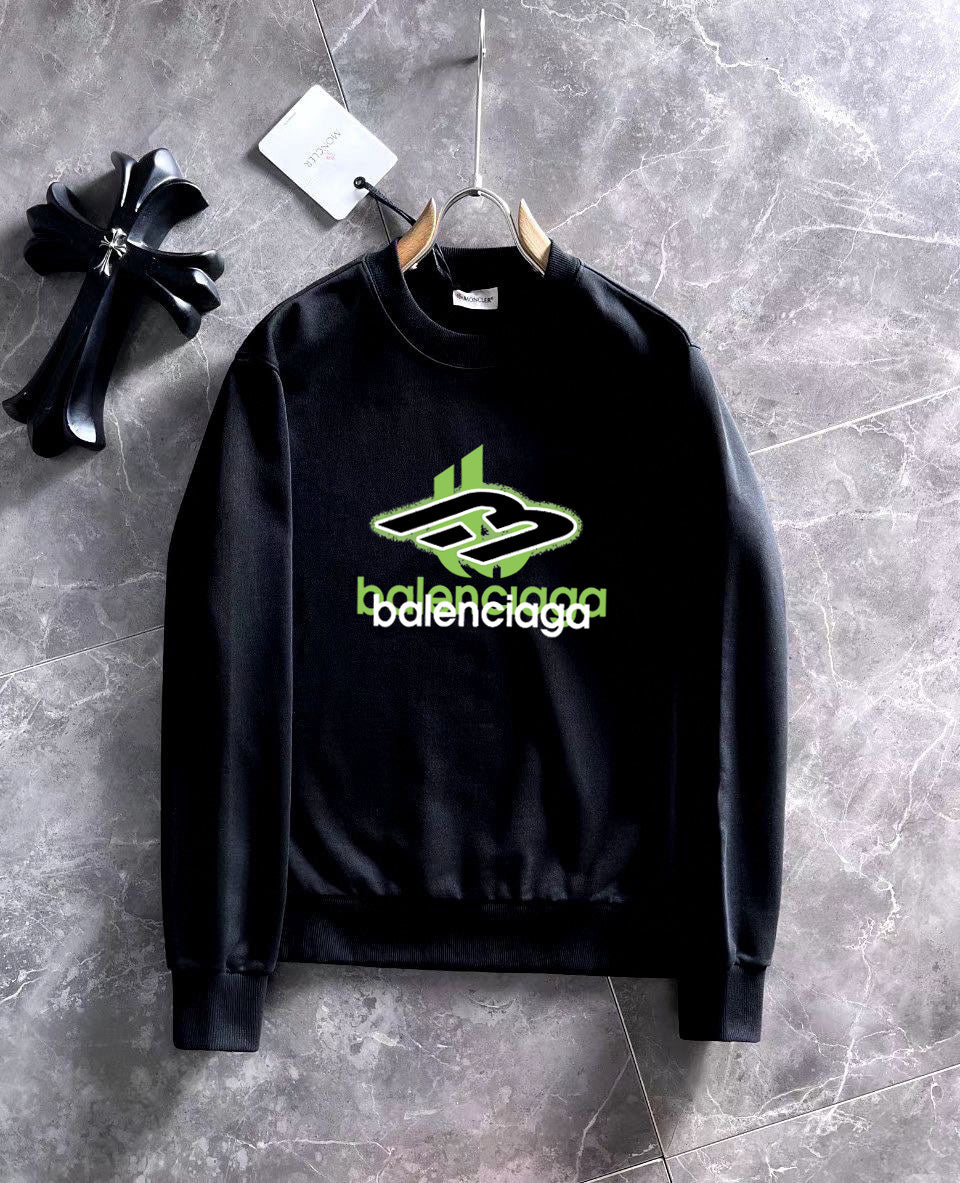 New long sleeved round neck sweatshirt 5