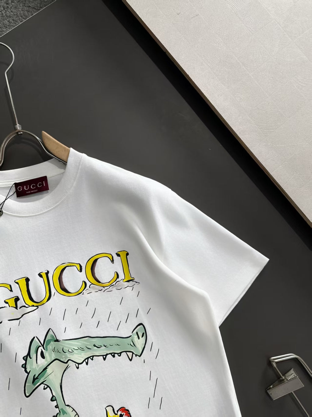 New printed T-shirt