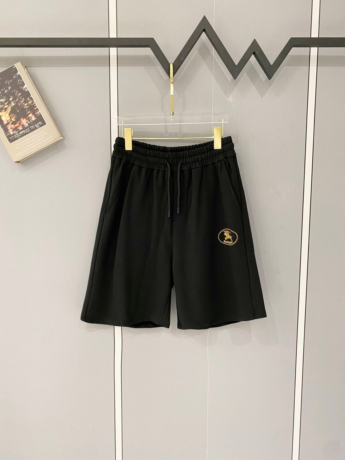 Classic letter embroidered casual shorts