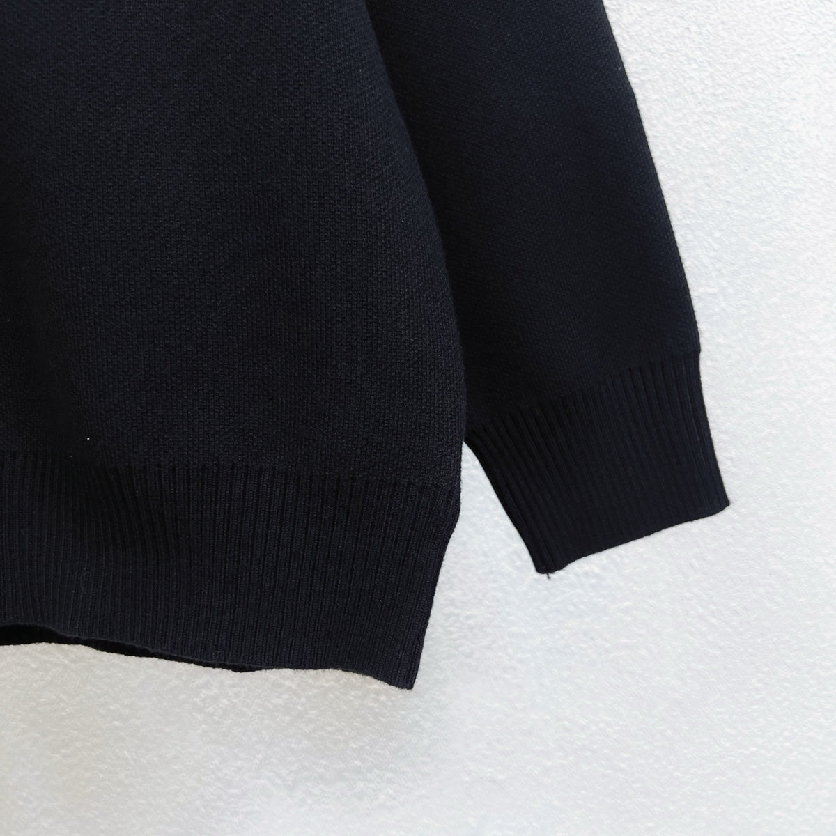 Classic letter logo round neck knitted sweater