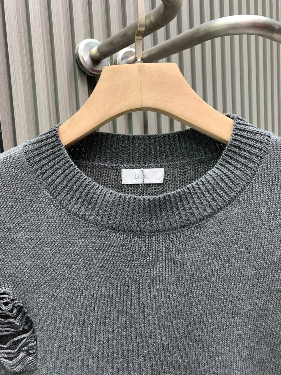 Sheep wool blended plain knitted sweater