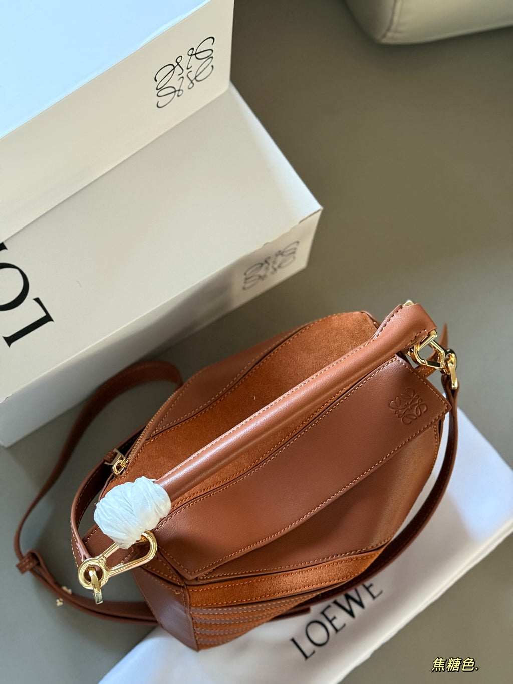Splicing leather and color geometric bag