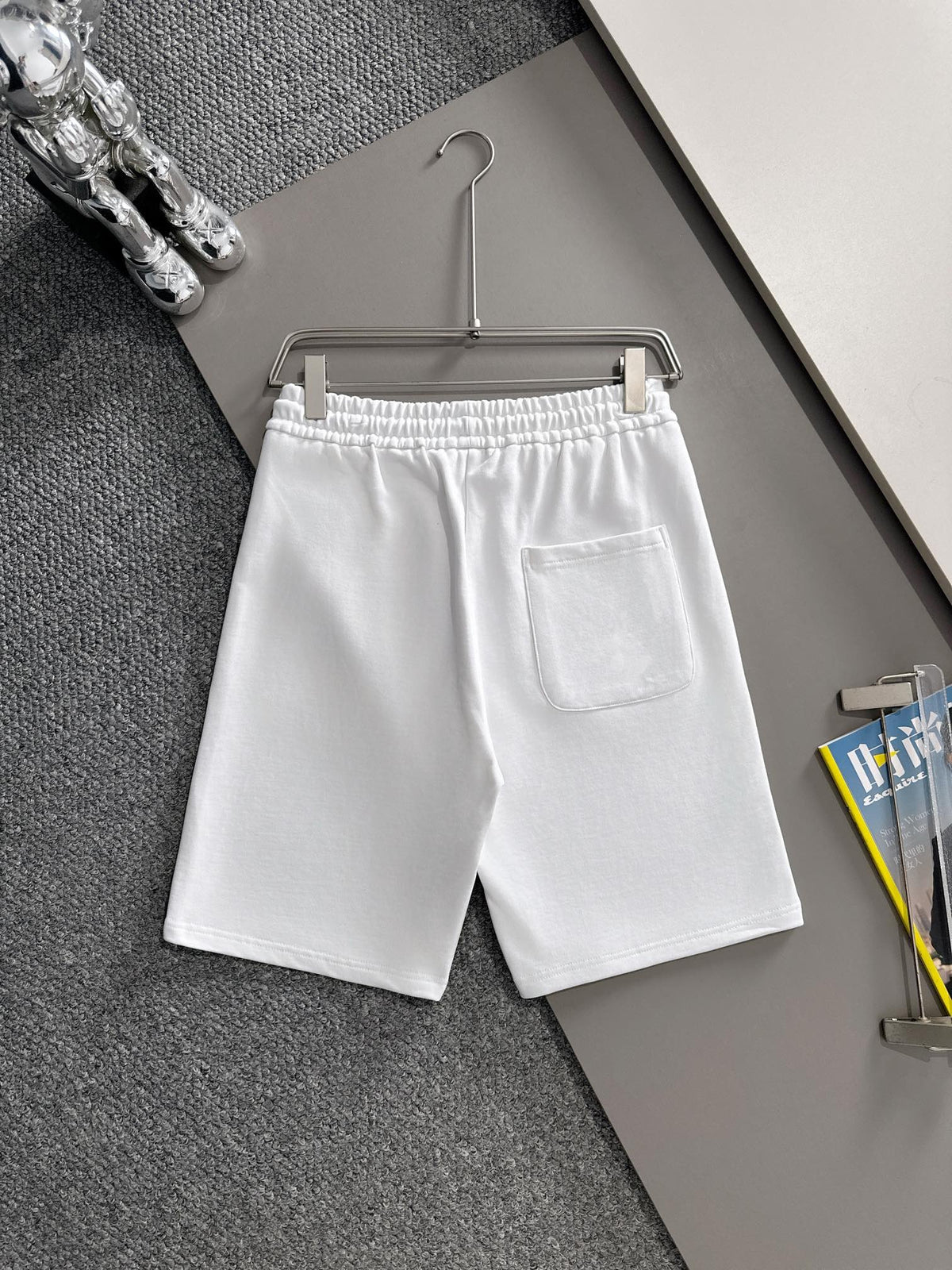 Toothbrush embroidered logo casual shorts