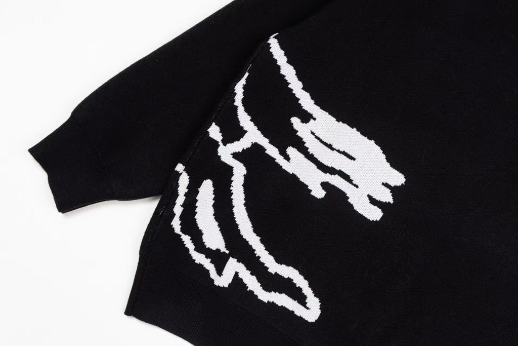 War horse knitted round neck sweater