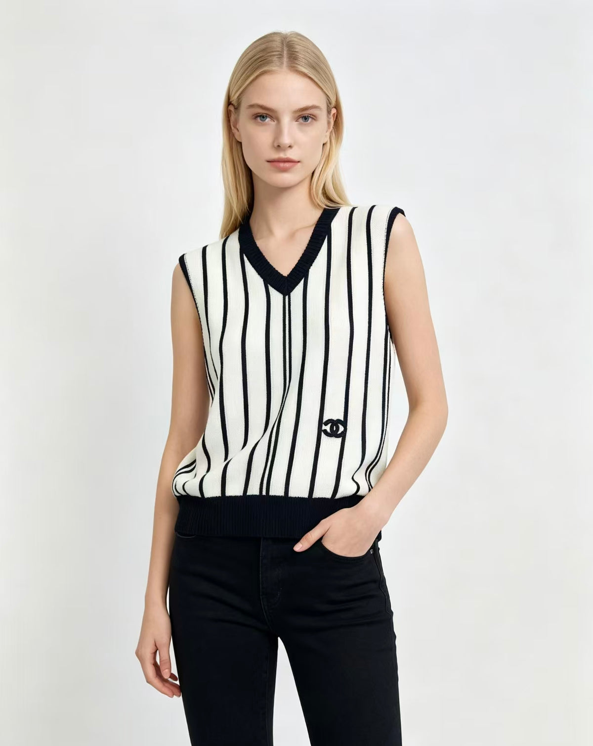 Women's Luxury Striped Knit Cardigan; Long-sleeved Knit Set Featuring A V-neck and Contrasting Trim.