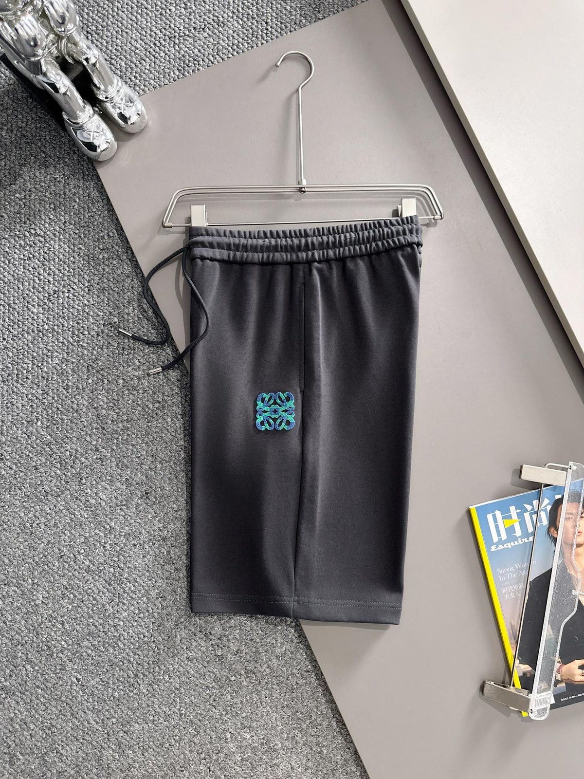 Toothbrush embroidered logo casual shorts