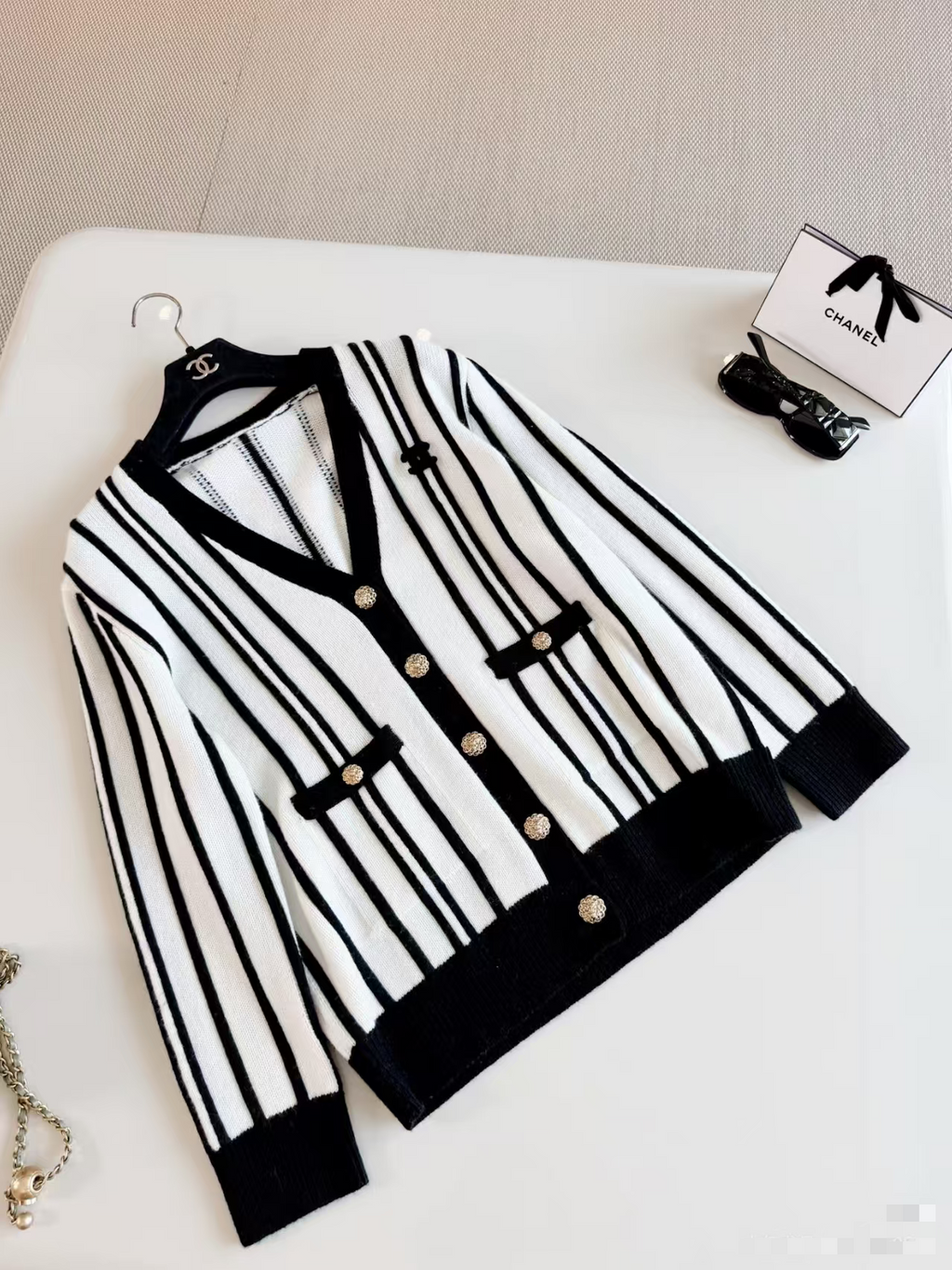 Women's Luxury Striped Knit Cardigan; Long-sleeved Knit Set Featuring A V-neck and Contrasting Trim.