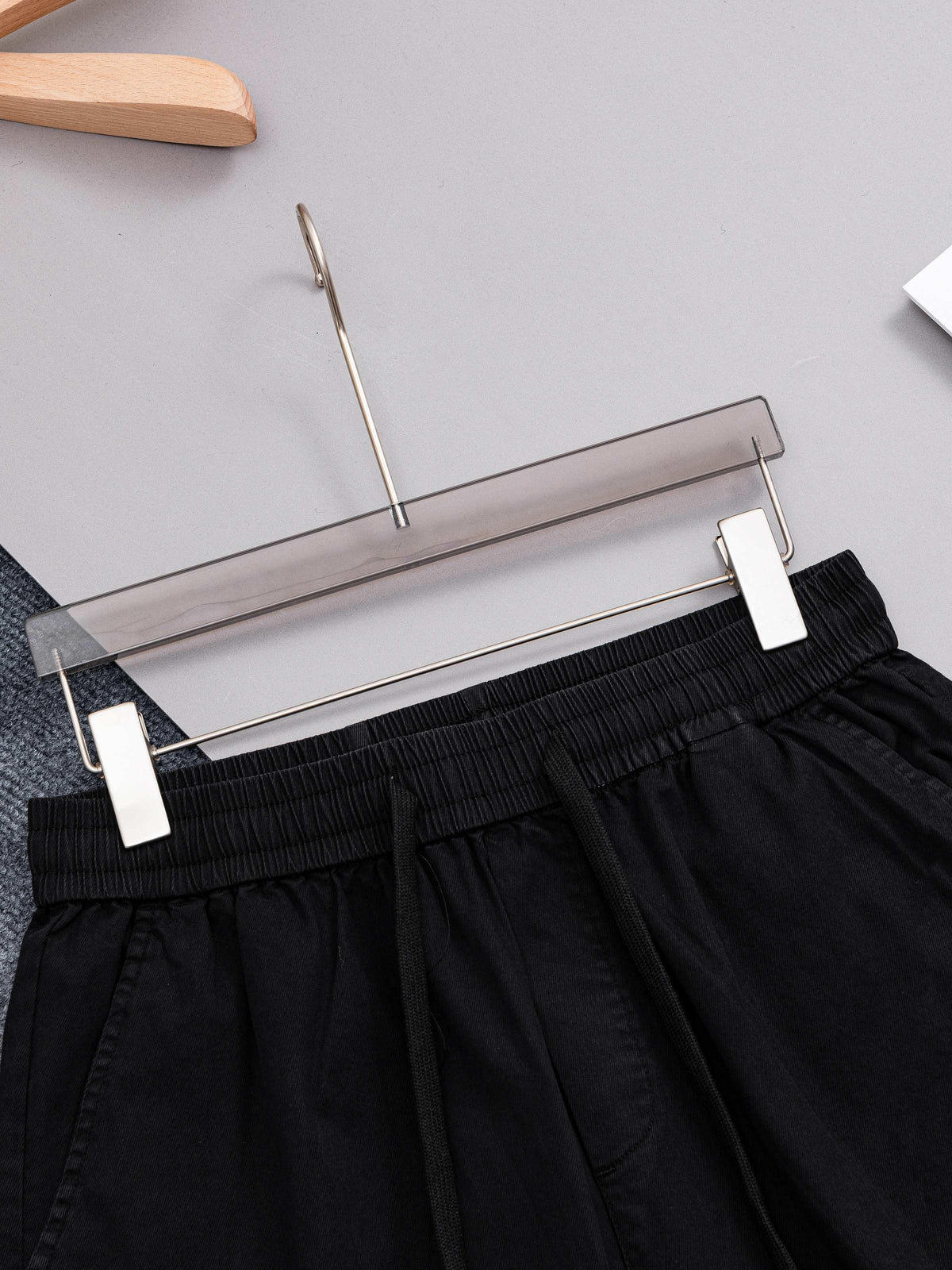 New washing process thin denim shorts