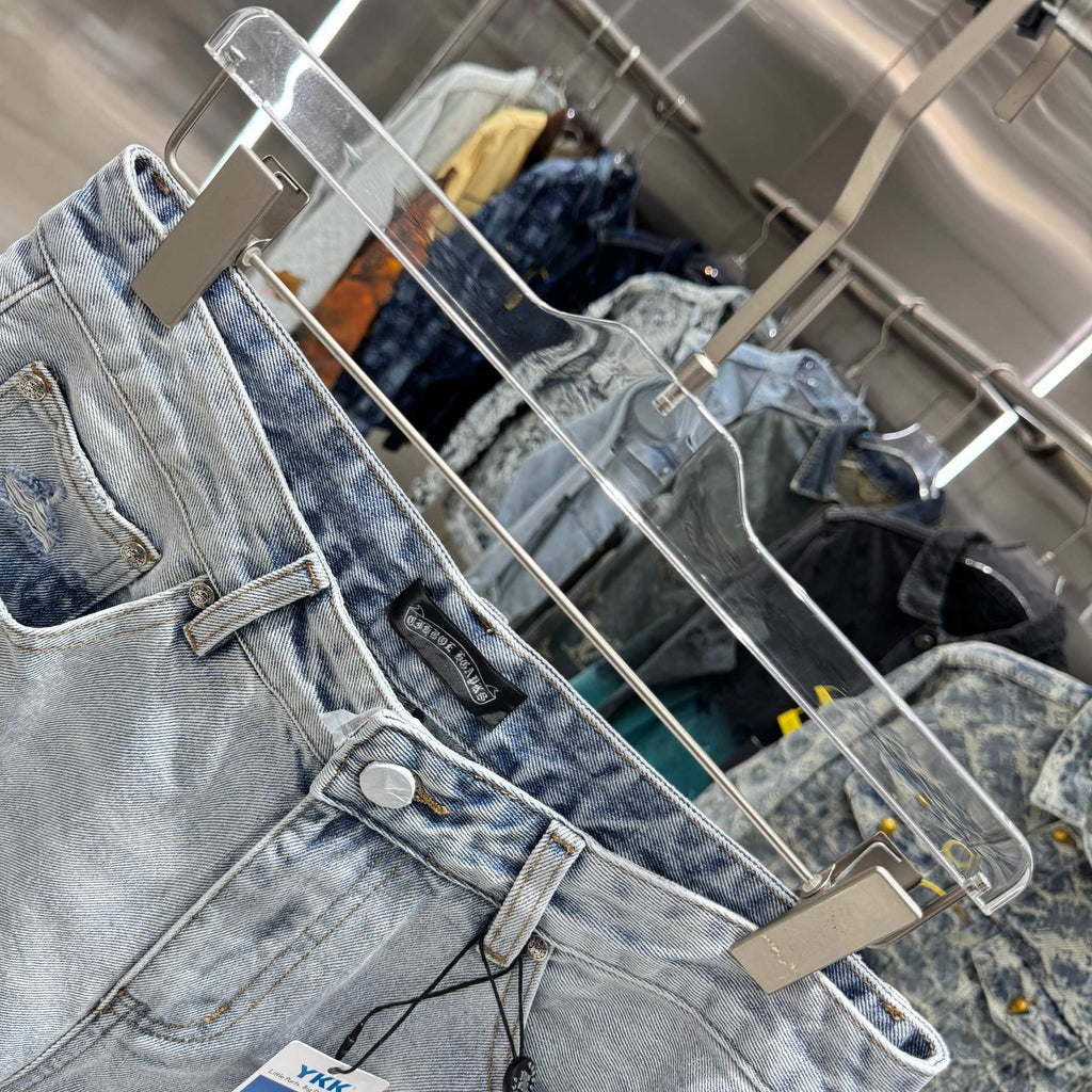Spliced cross denim shorts