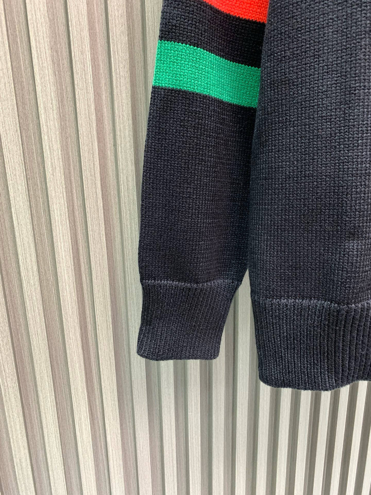 American college style retro round neck sweater