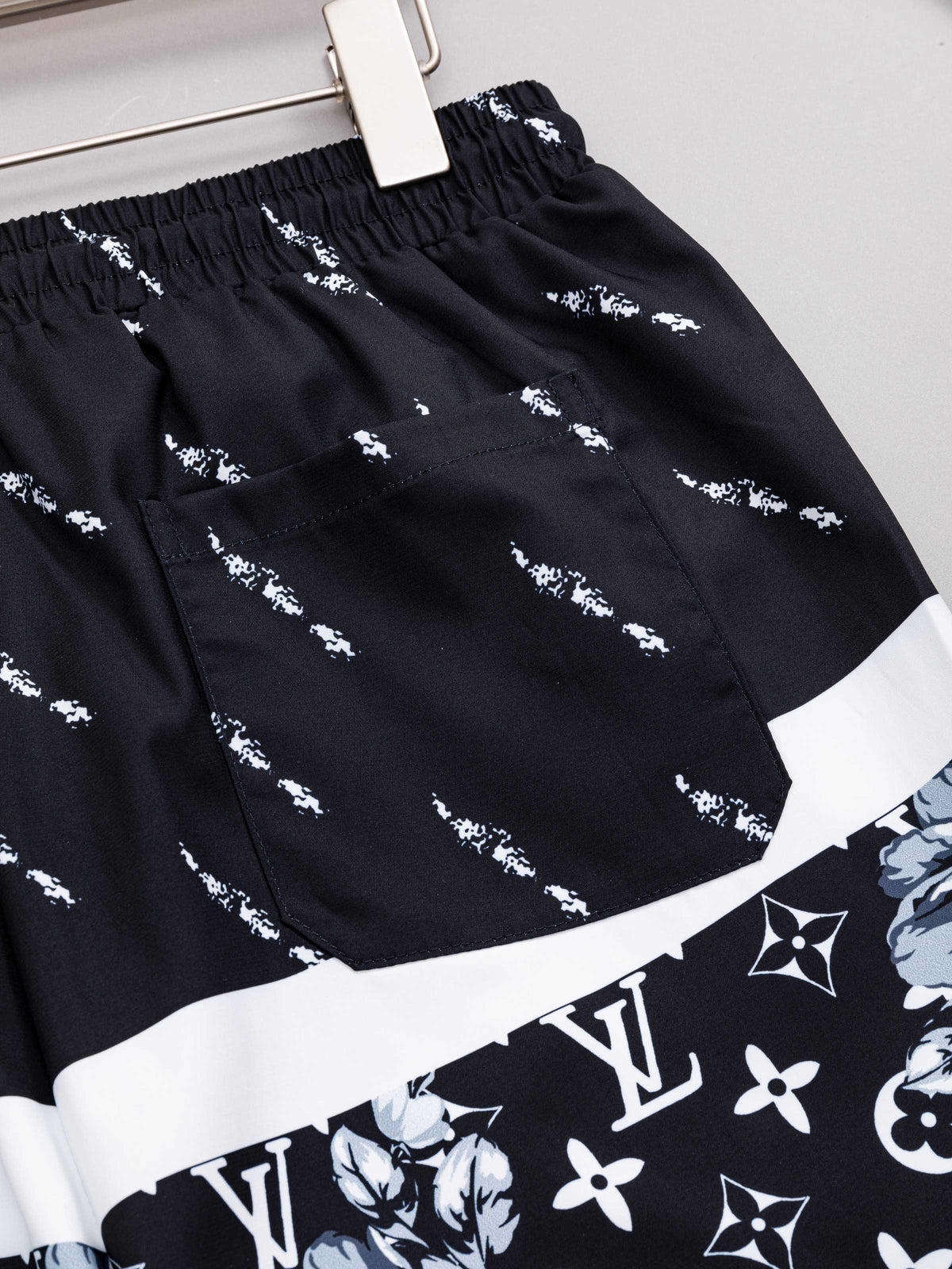 Straight striped spliced beach shorts