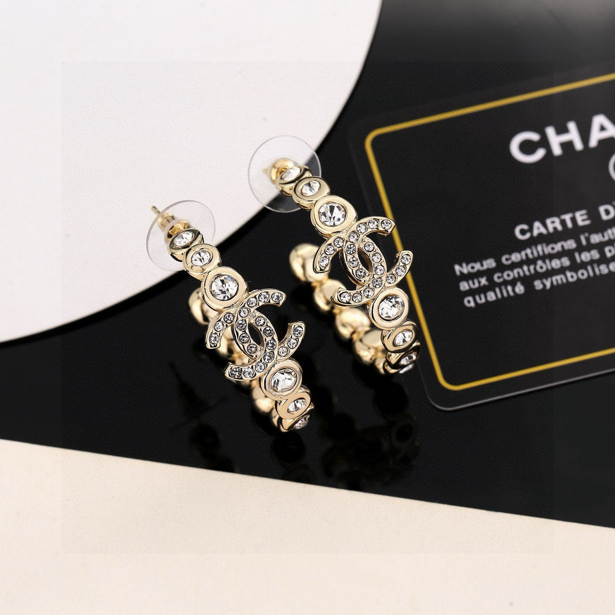 Xiaoxiang's new model 💦  ear stud