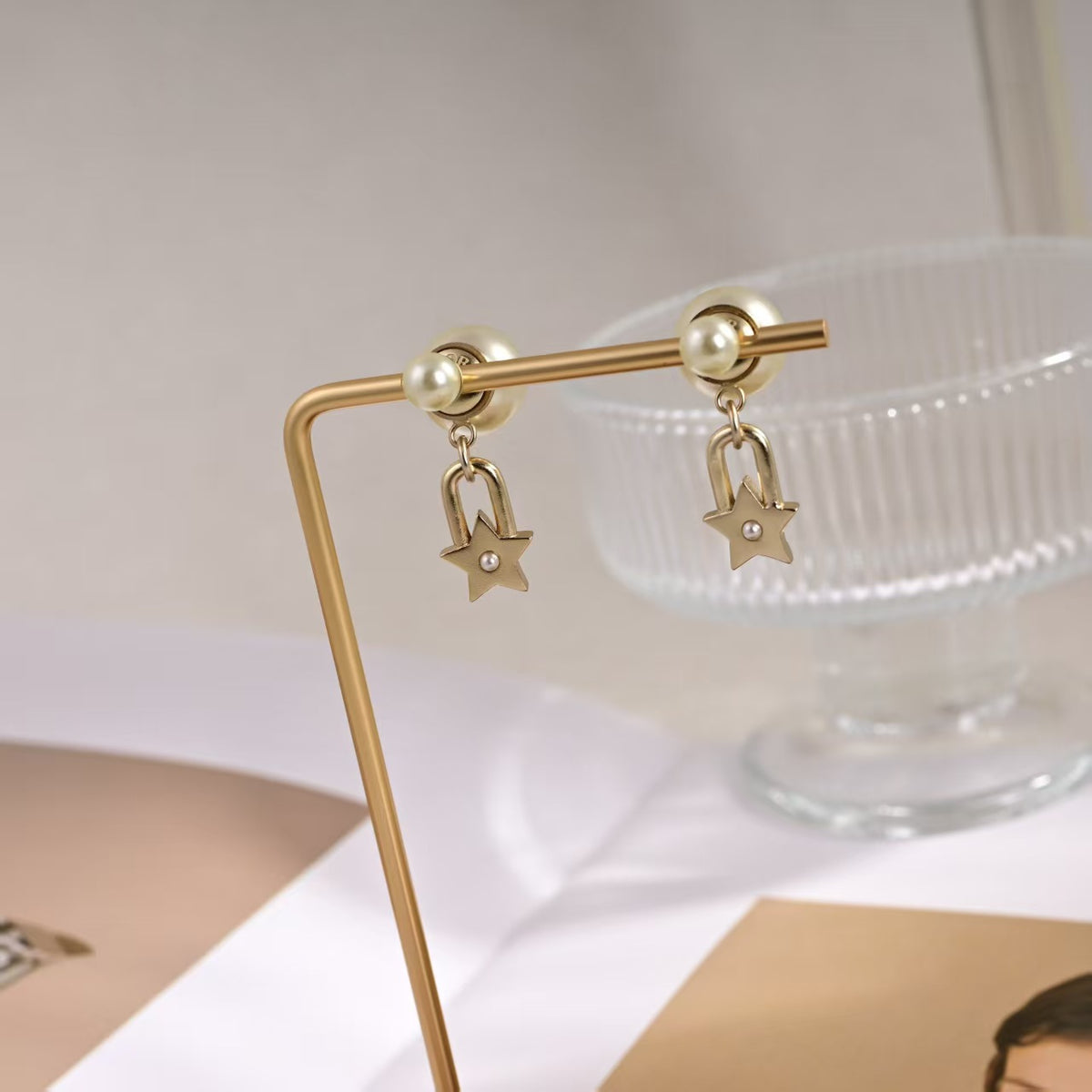 New earring letters
