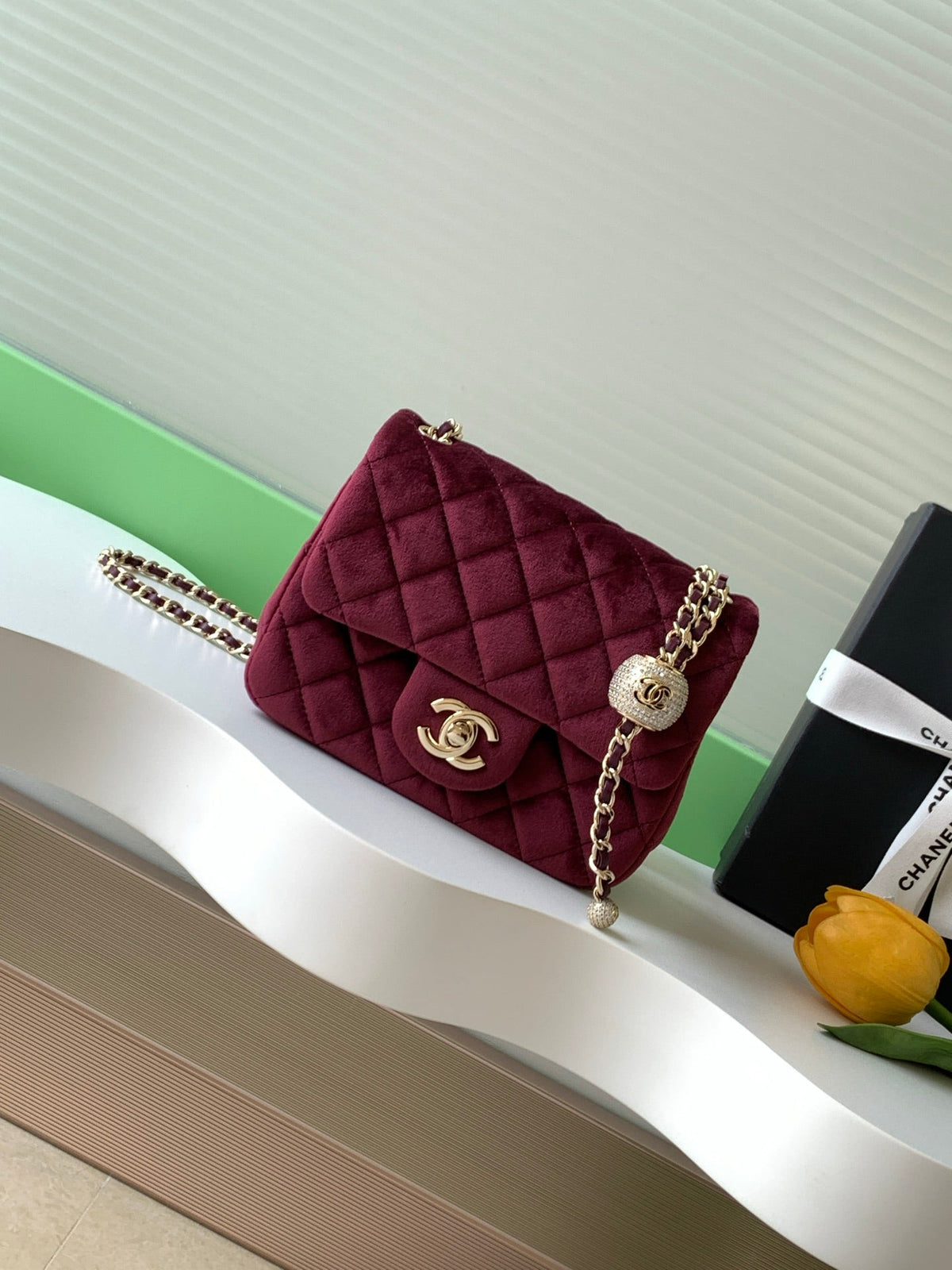 2026 Pearl Crush Mini Square Flap 18cm Velvet Leather