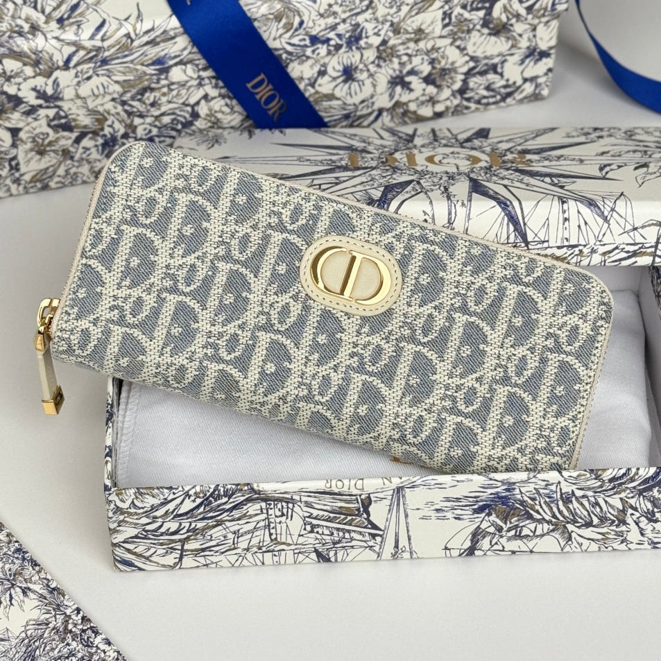 2026 Montaigne Voyageur Slim Wallet 20cm Blue Demin Fabric