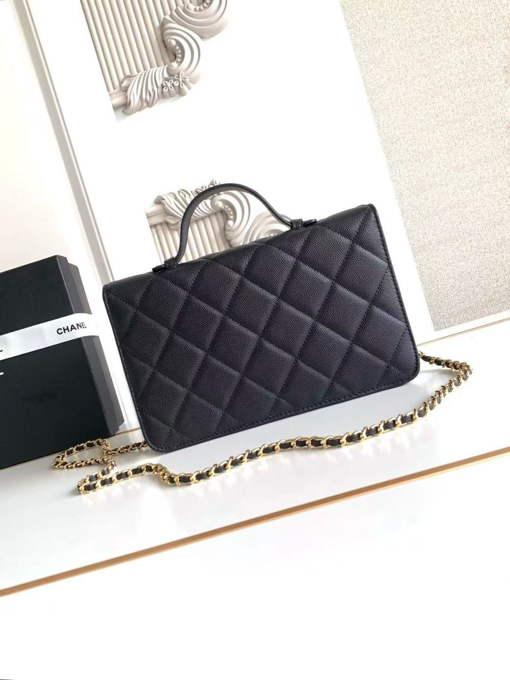 2026 Flap Bag 24cm Pebbled Calfskin