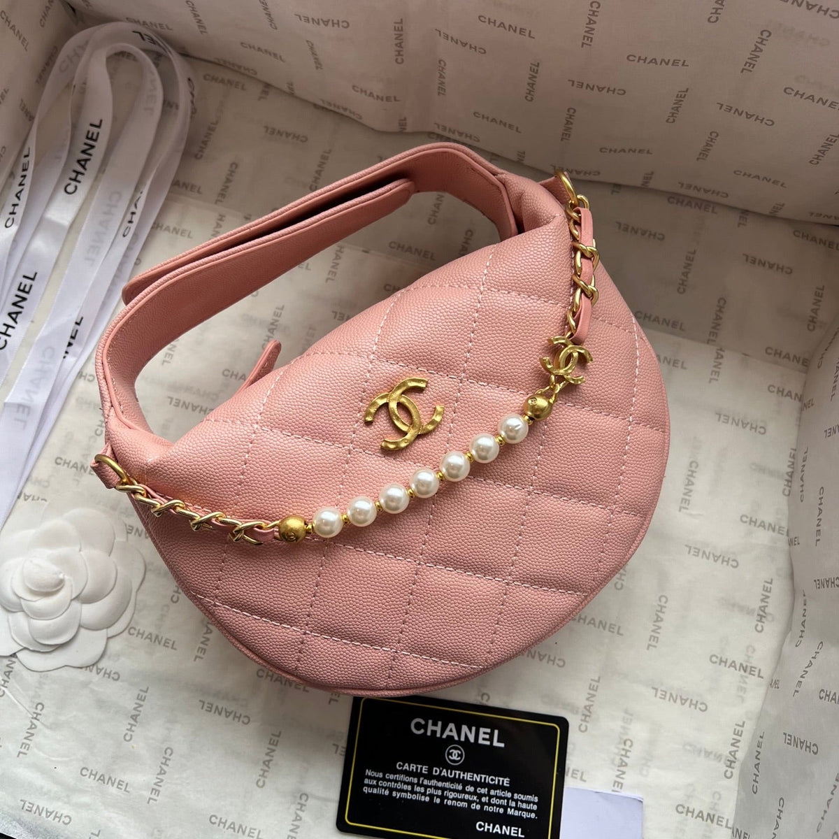 2026 Quilted Pearl Chain Pouch Hobo Bag 19cm Grained Calfskin