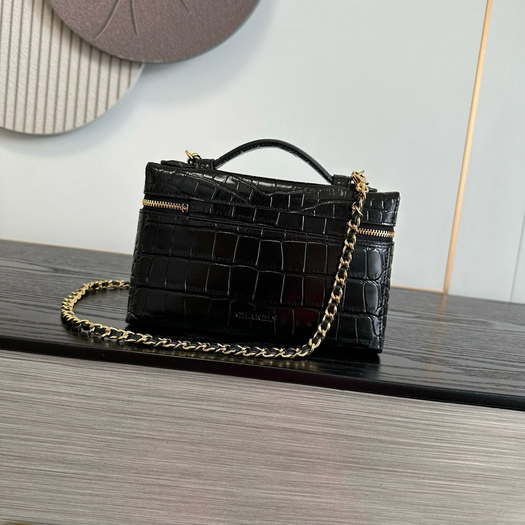 2026 Crocodile Embossed Vanity Bag 19.5cm Leather