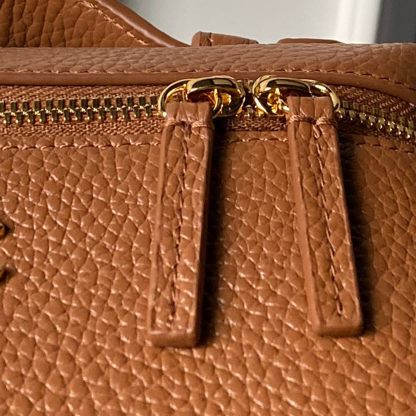 2026 Vanity Bag 19.5cm Grained Calfskin