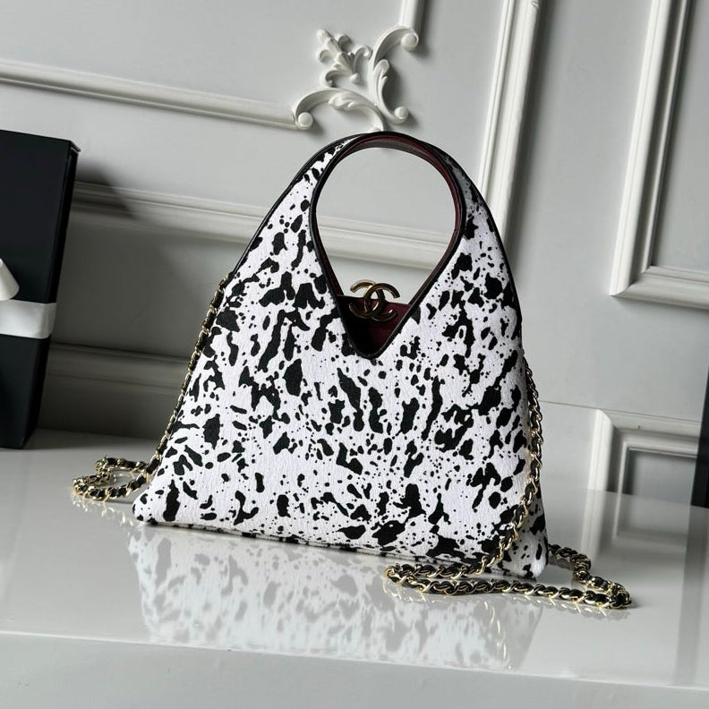 2026 Small Tote Bag 23cm White Black Lambskin