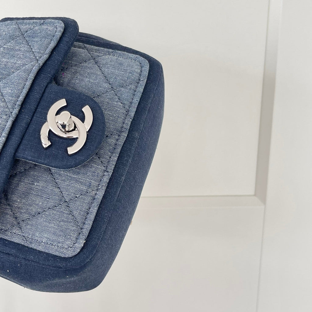 2026 Quilted Mini Flap Bag 17cm Blue Denim