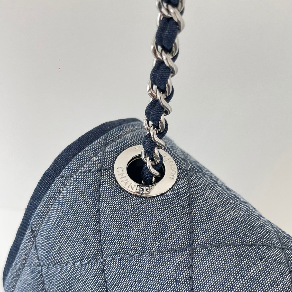 2026 Quilted Mini Flap Bag 17cm Blue Denim