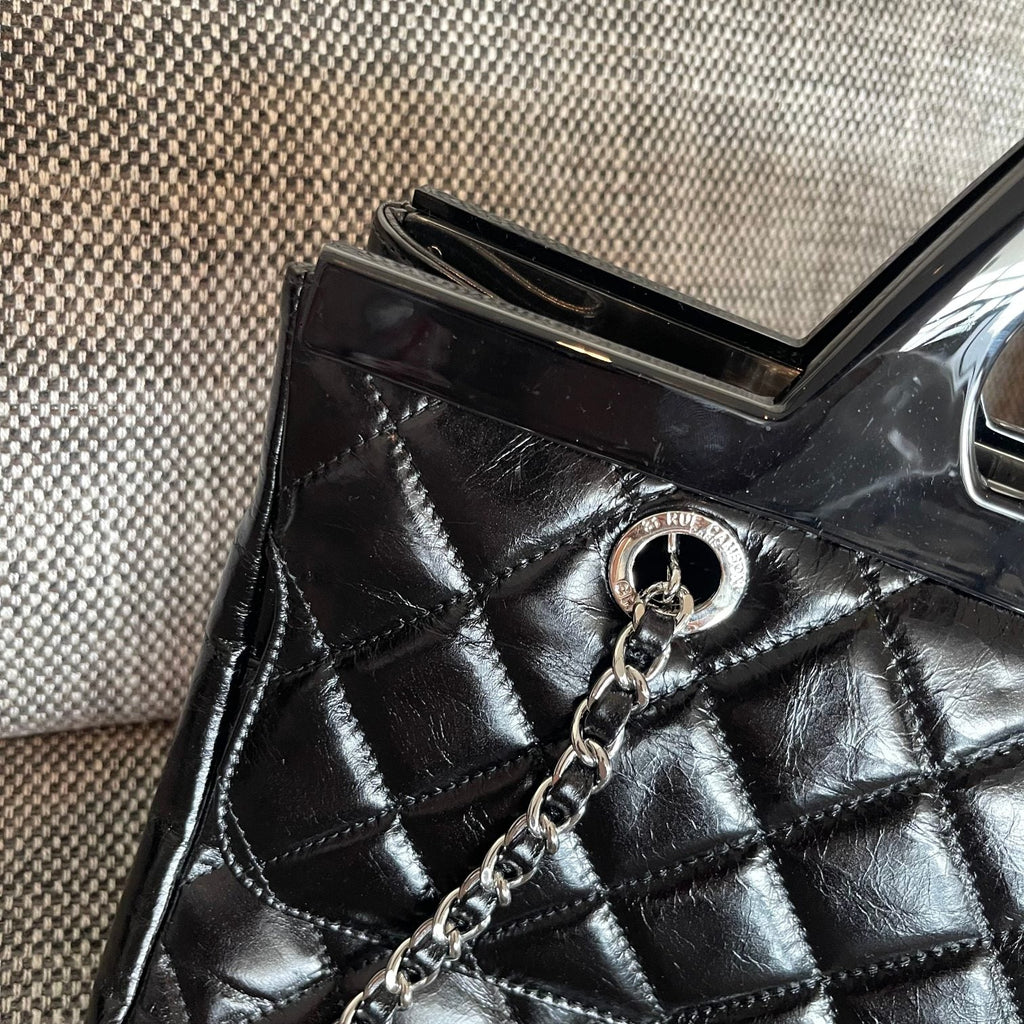 2026 CC Delivery Tote Bag 30cm Black Glossy Calfskin