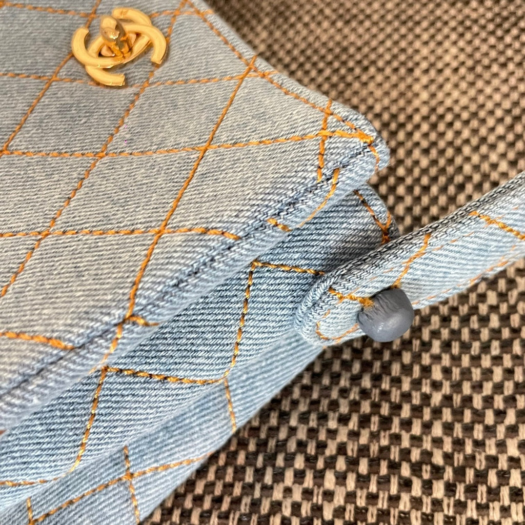 2026 Vintage Matelasse Mini Bag 18cm Denim Leather