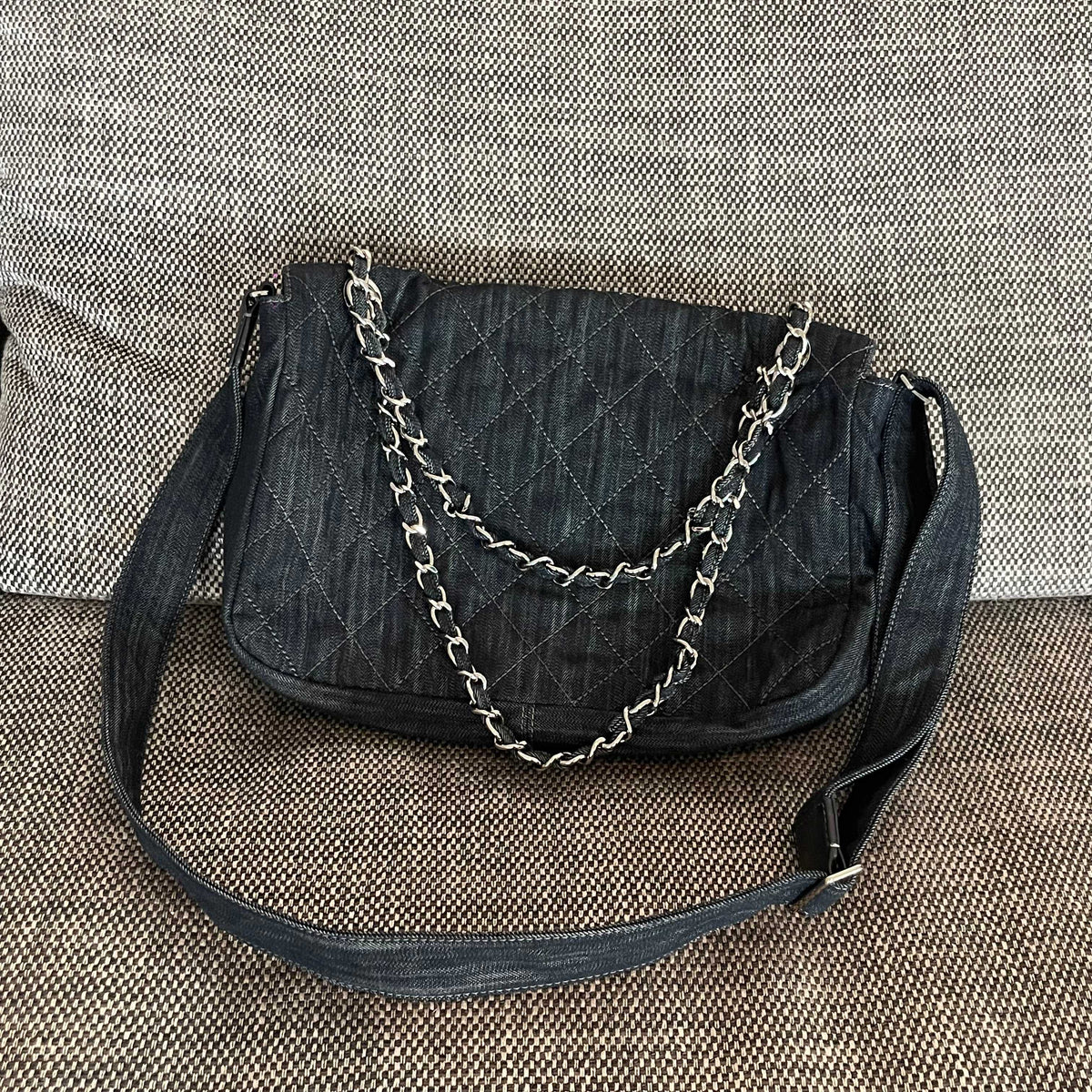 2026 Stretch Spirit Messenger Bag Black Denim
