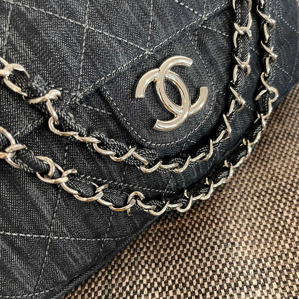 2026 Stretch Spirit Messenger Bag Black Denim