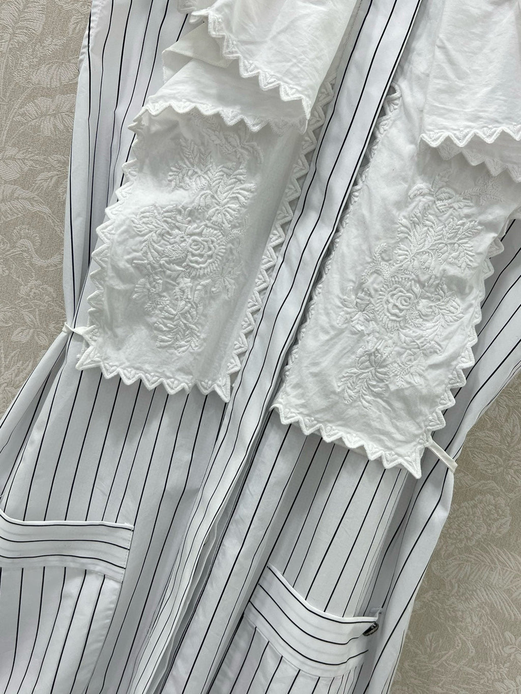 C 25 new shawl-style shirt-style dress