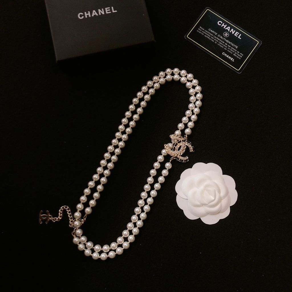 26S DOUBLE C LOGO PEARL LAYERED NECKLACE WITH CRYSTAL CC DETAIL IN GOLD METAL 631831
