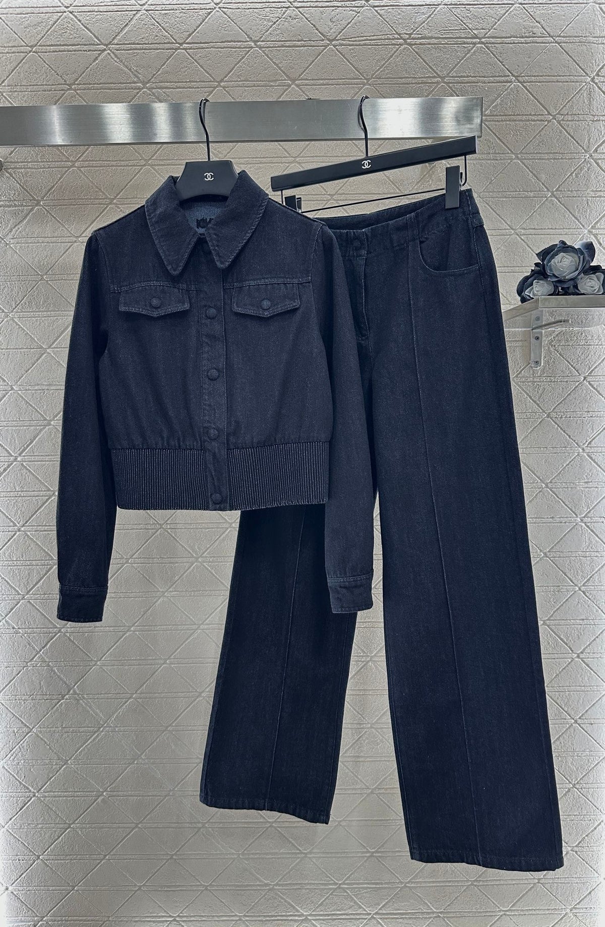 25 Retro Denim Jacket and Pants Set