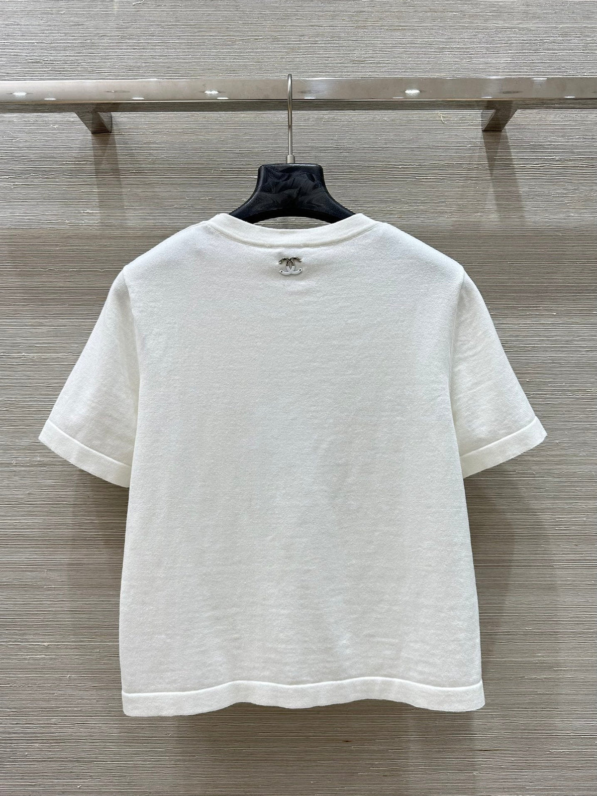 25 new products, love double C knitted short-sleeved top