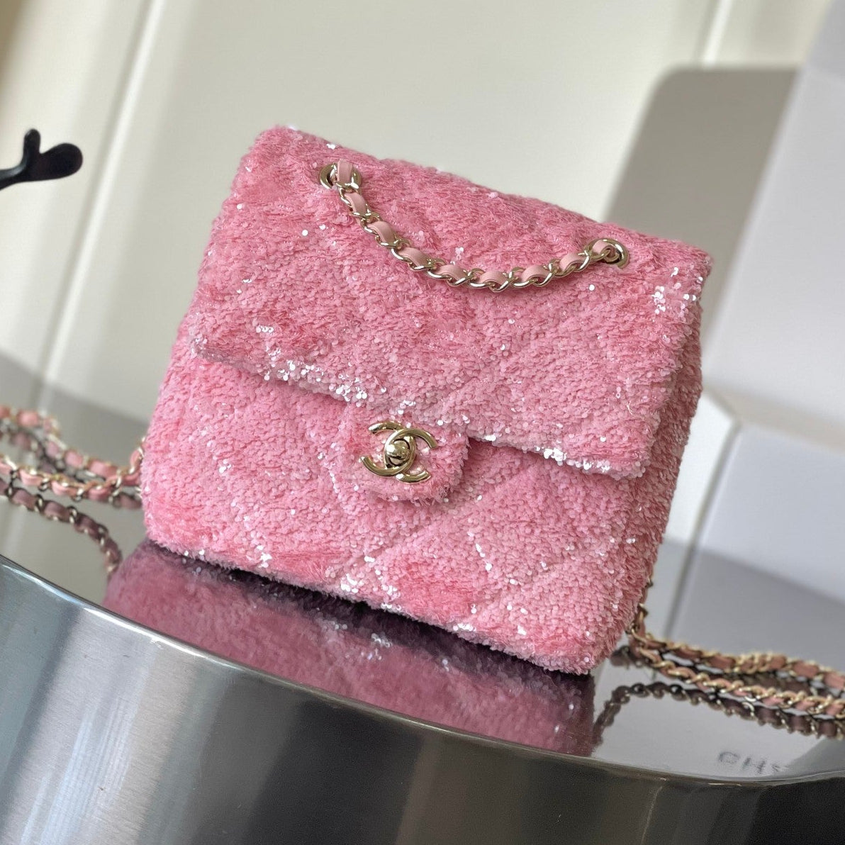2026 Sequin Backpack 21cm Leather