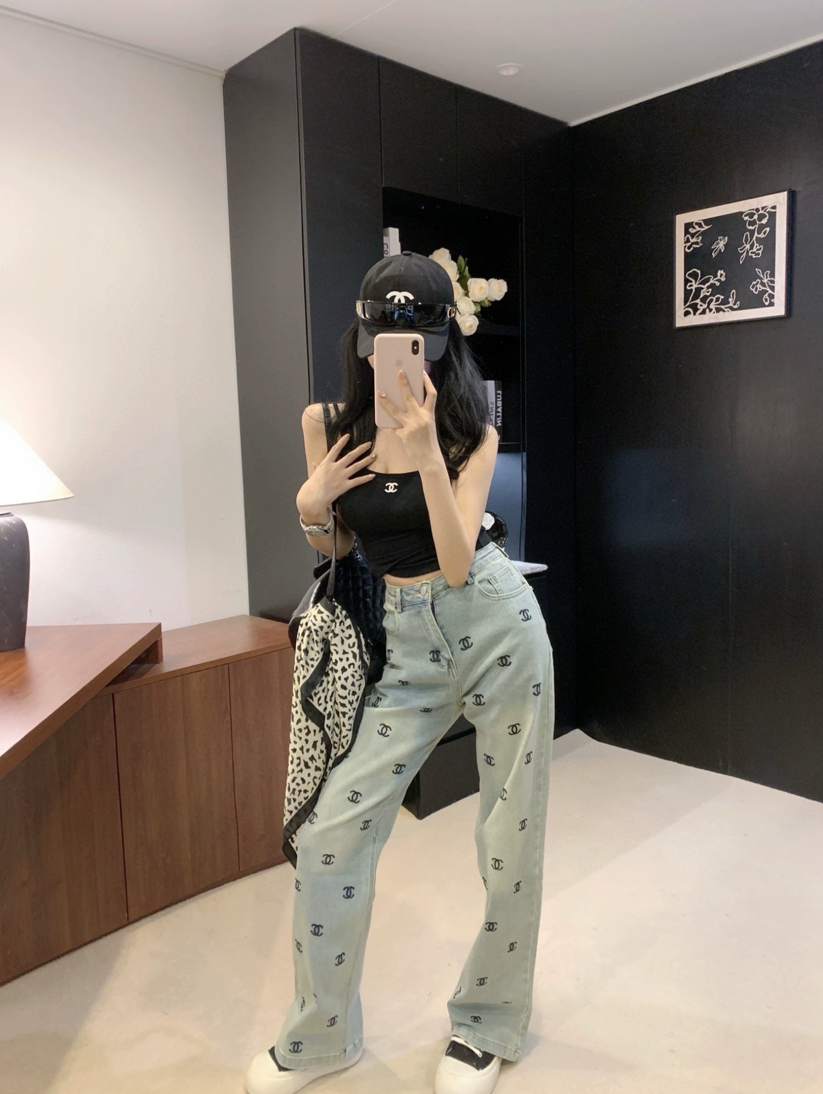 25 Heavy Embroidery Letter Jeans