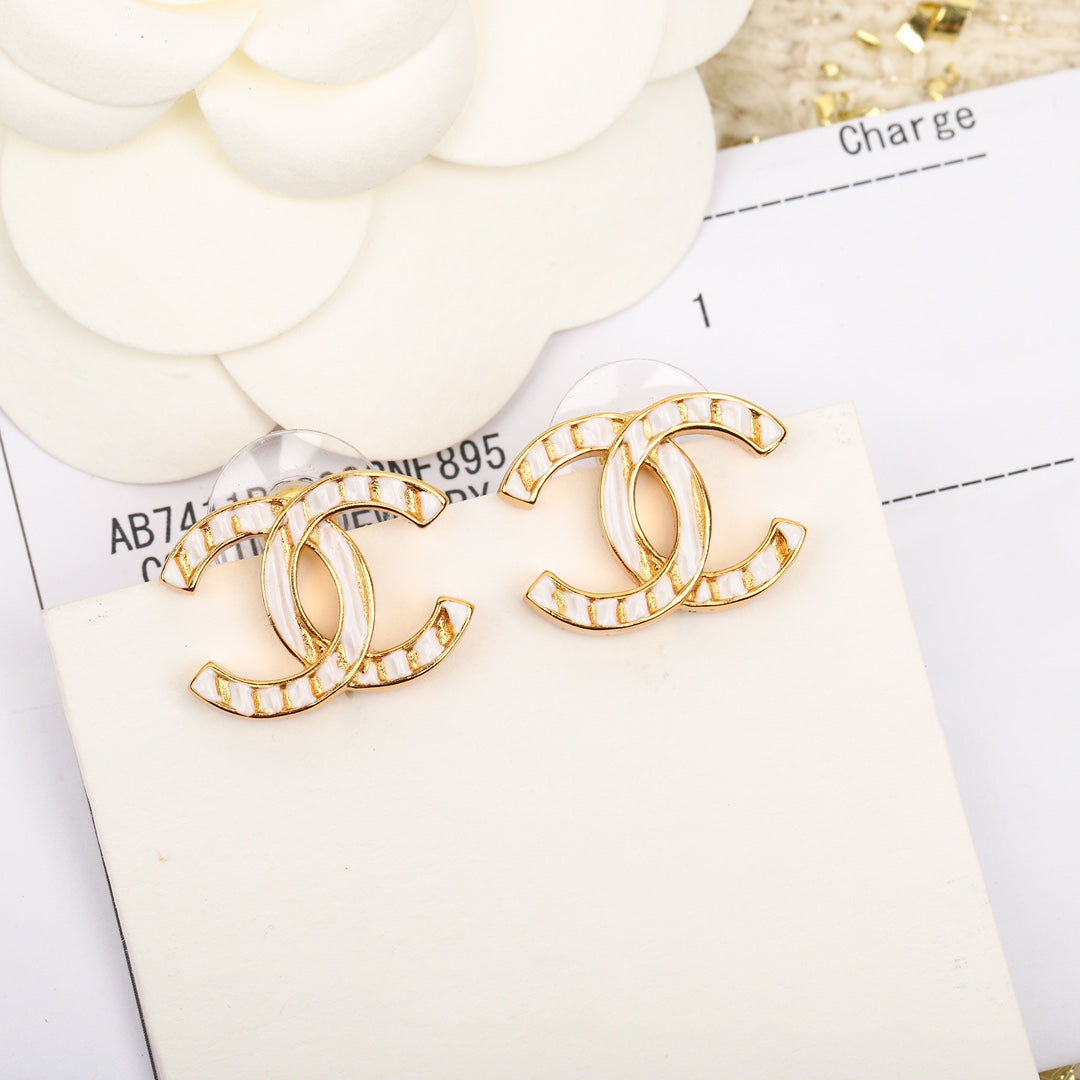 OIL DRIPPING DOUBLE C EARRINGS