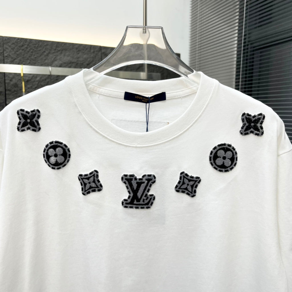 Three-Dimensional Embroidery T Shirt