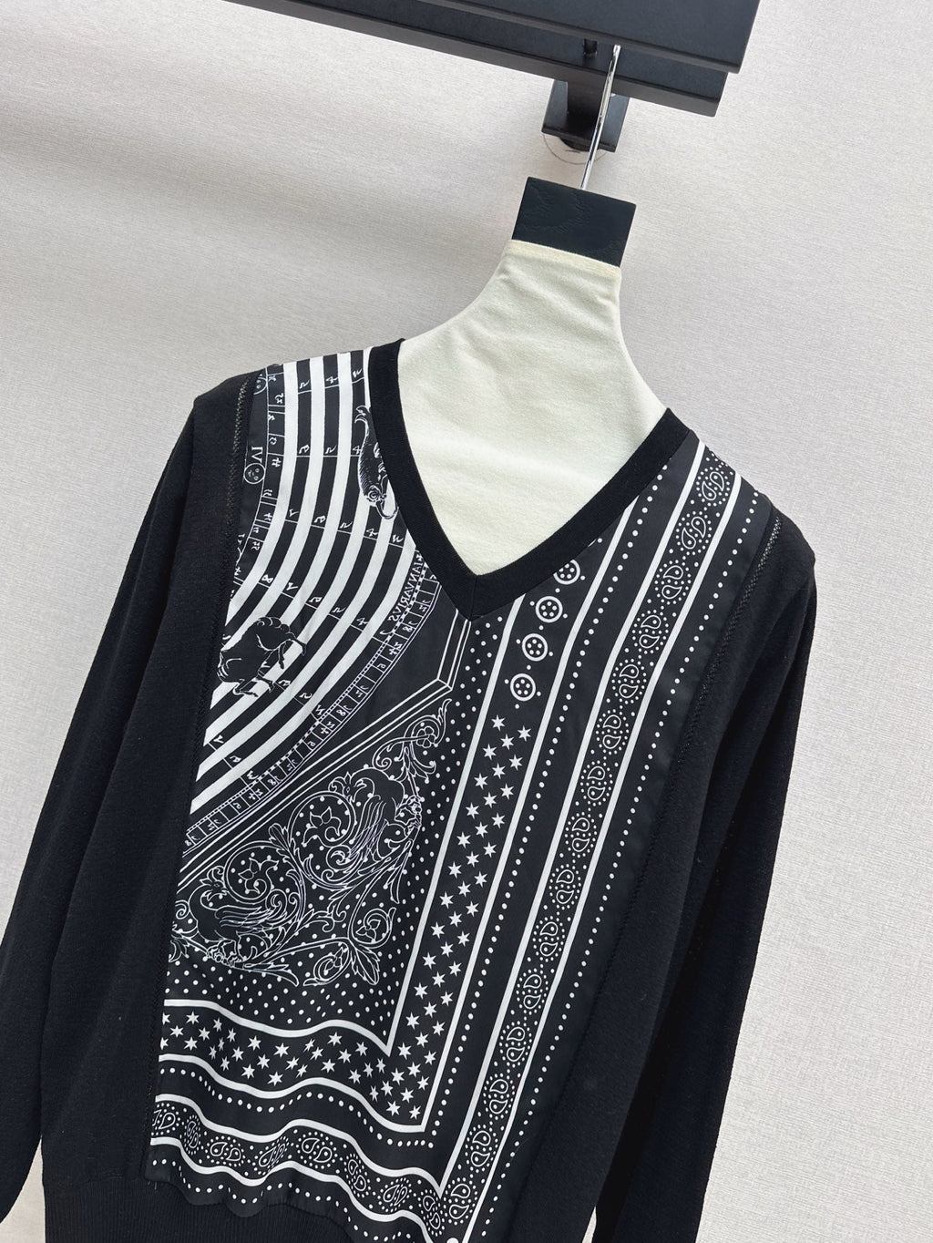 H 25ss knitted sweater
