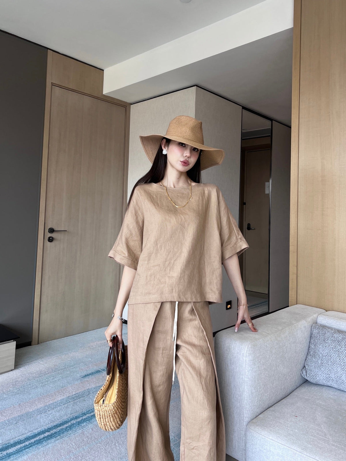 Lo 25ss linen suit