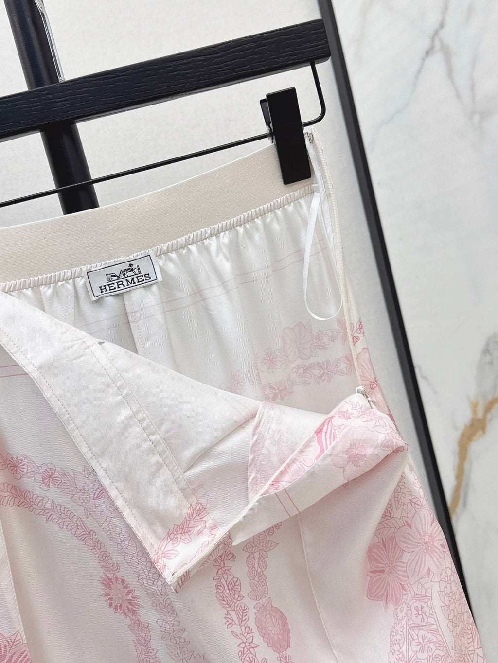 25ss Silk pants