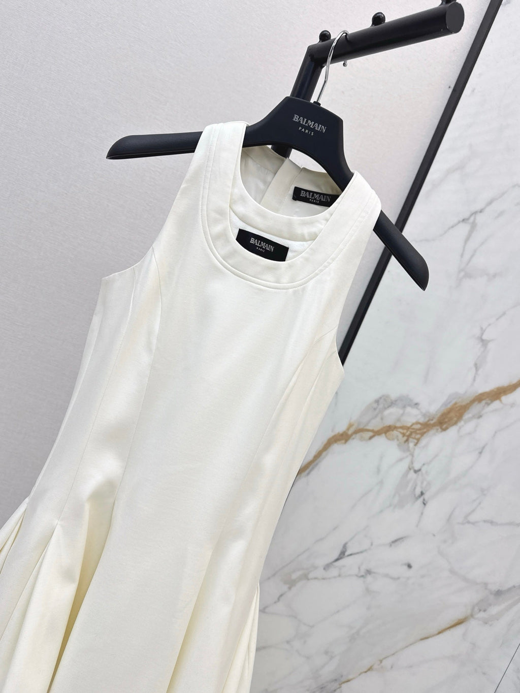 25ss sleeveless dress