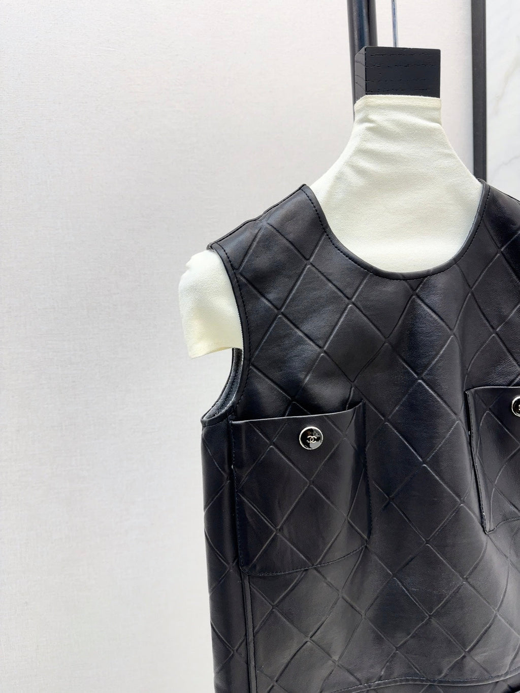 25ss genuine leather dress
