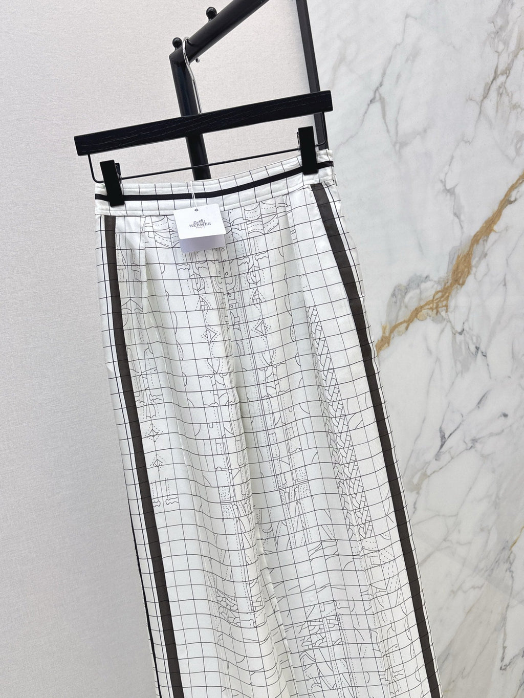25ss Silk wide leg pants