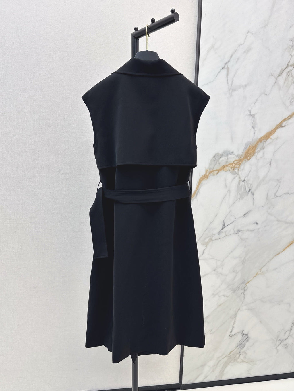 25ss sleeveless coat