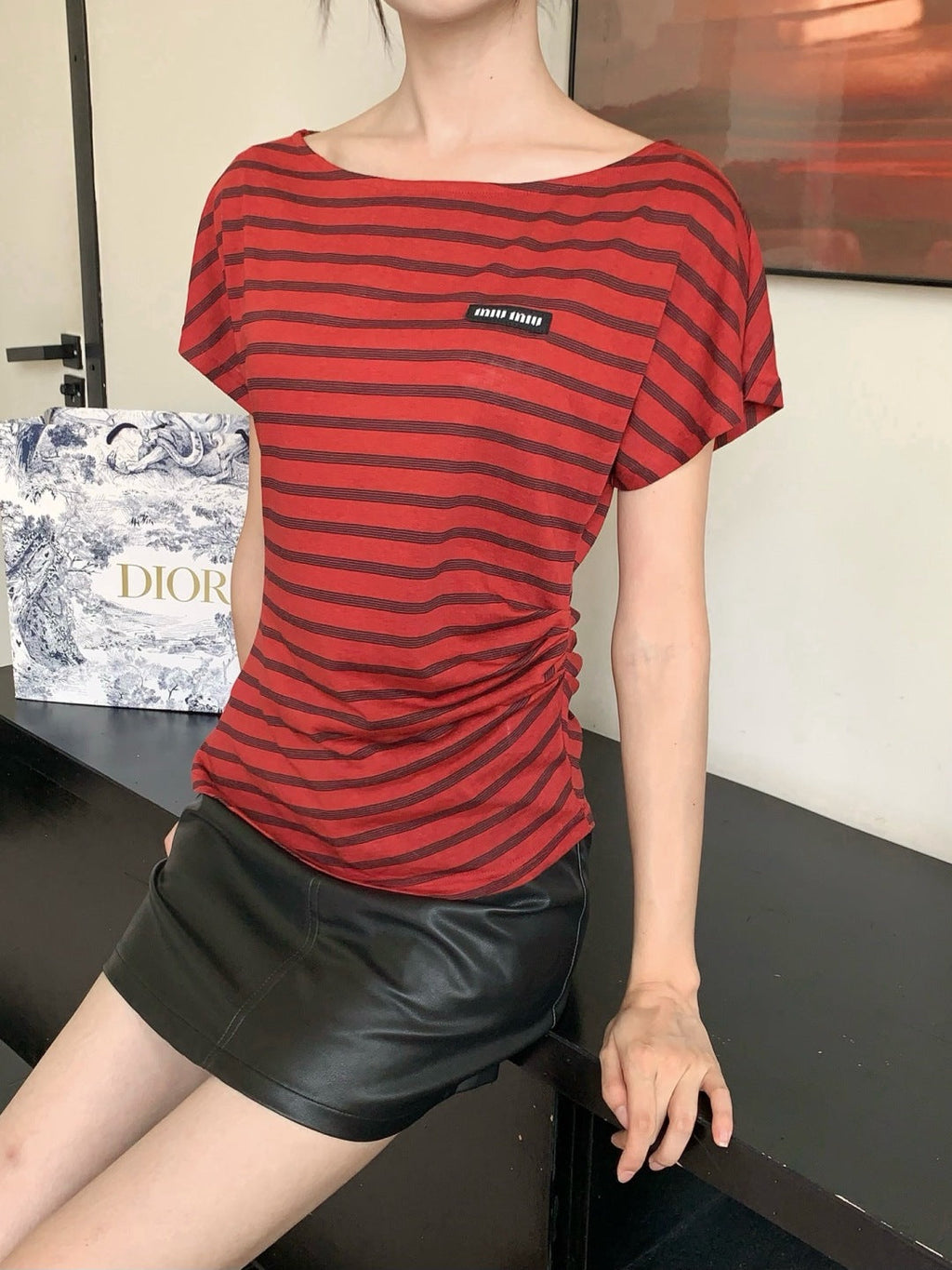 25ss off-shoulder t-shirt