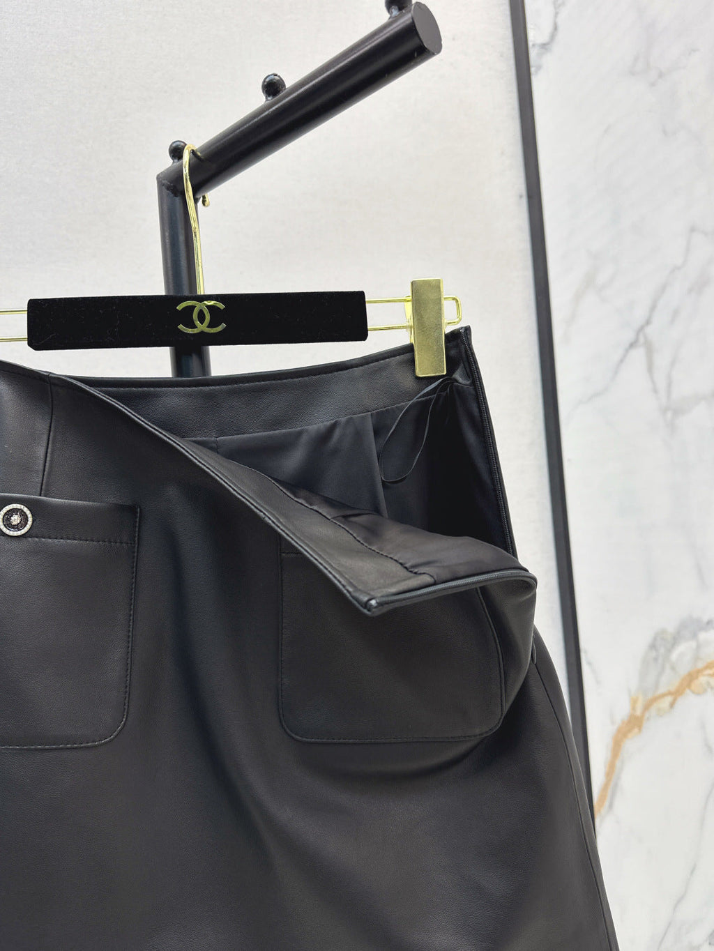 25fw leather skirt