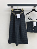 C 25 High-waisted pleated skirt with waist chain